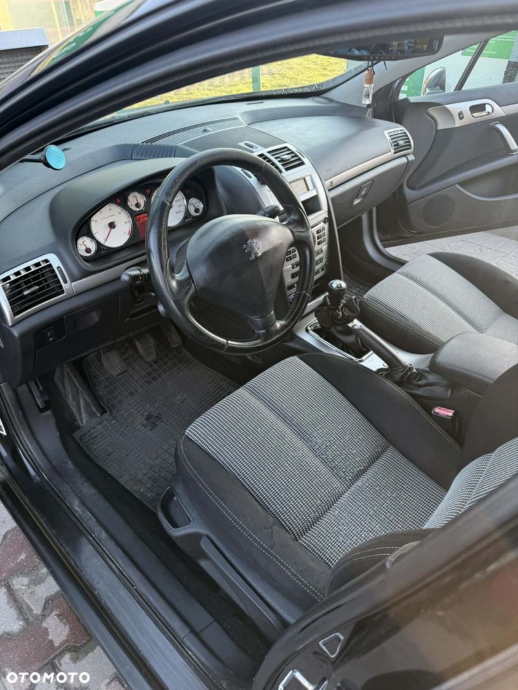 Peugeot 407 140 Sport - 8