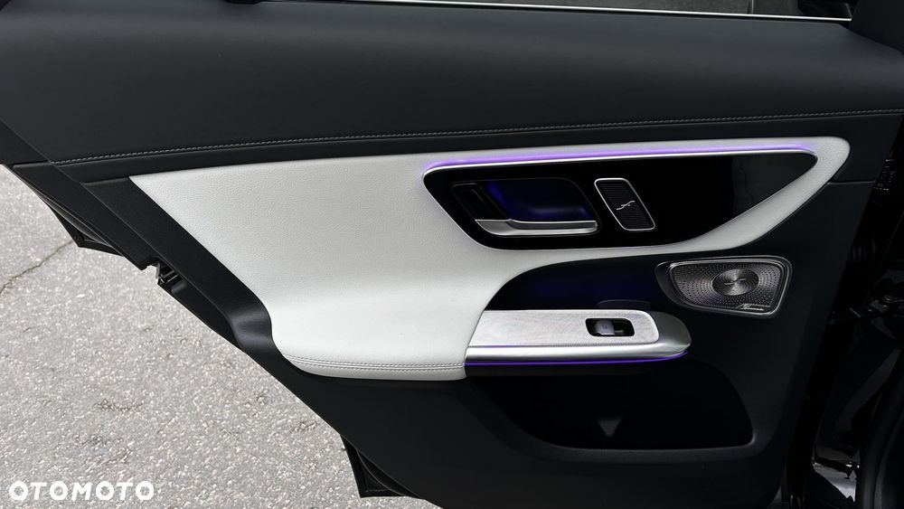 Mercedes-Benz GLC - 31