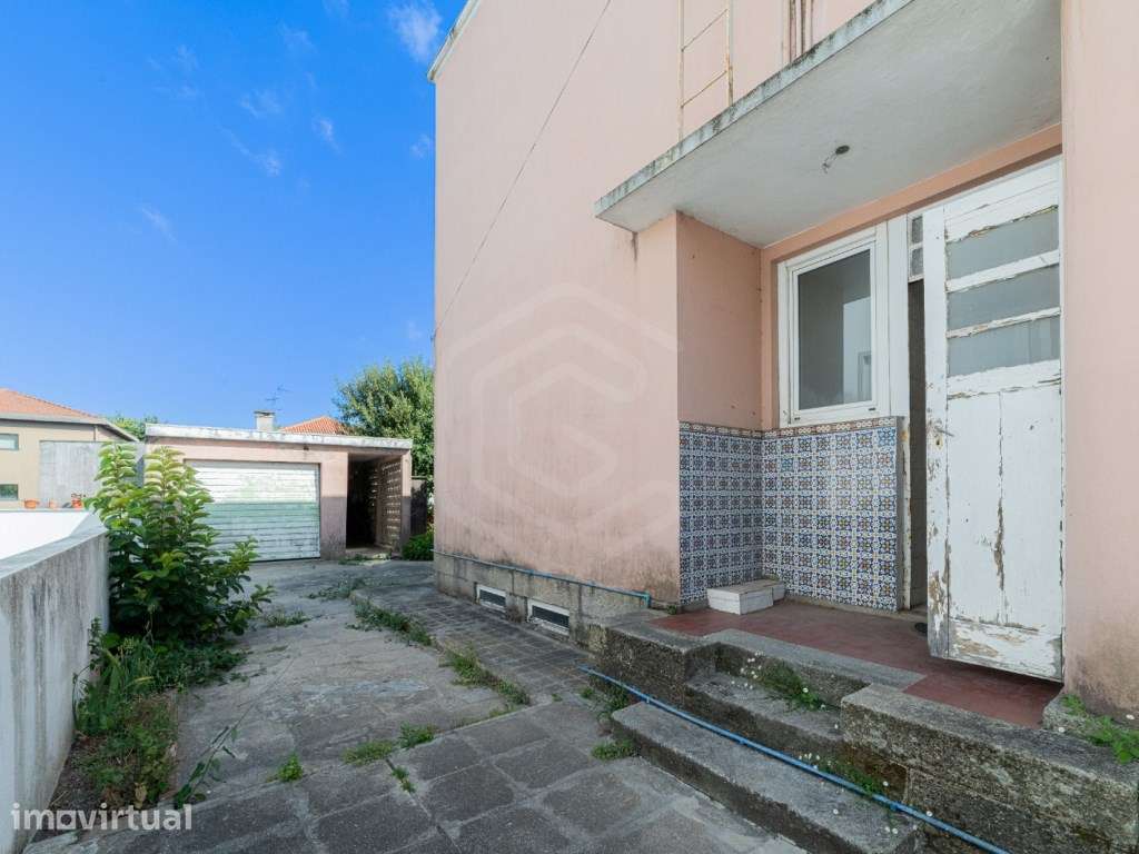 Moradia Isolada T4, com 4 frentes com Projeto Aprovado e Jardim, An... - Grande imagem: 4/20