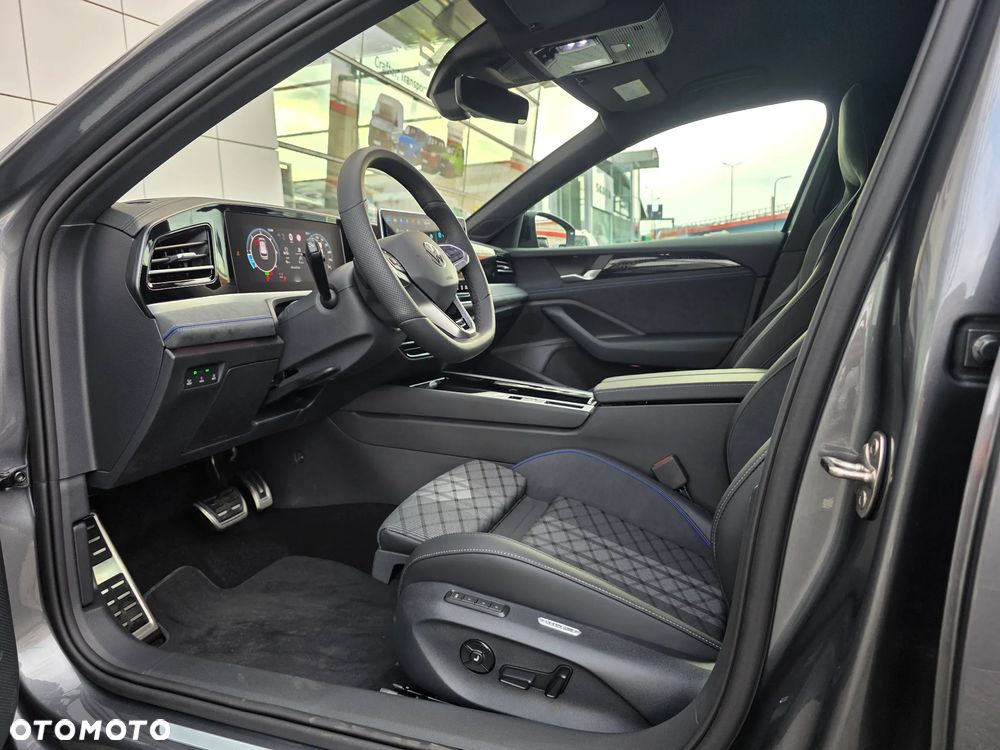 Volkswagen Passat - 19