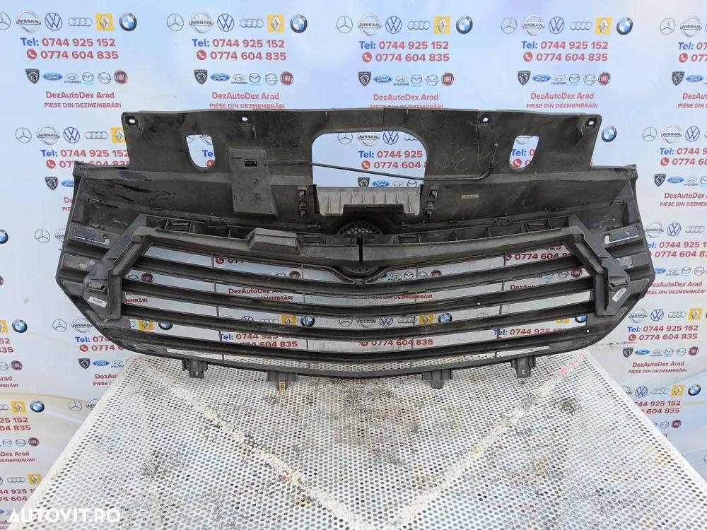 Grila bara fata Opel Vivaro 2014-2020 grila faruri fata cu emblema Opel Vivaro - 5