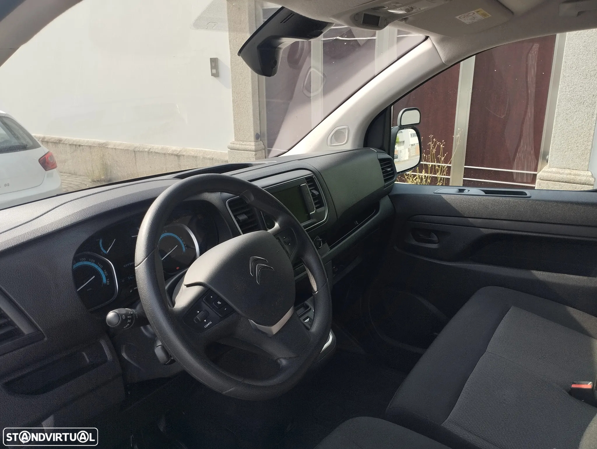 Citroën e-Jumpy 50 kWh M - 10