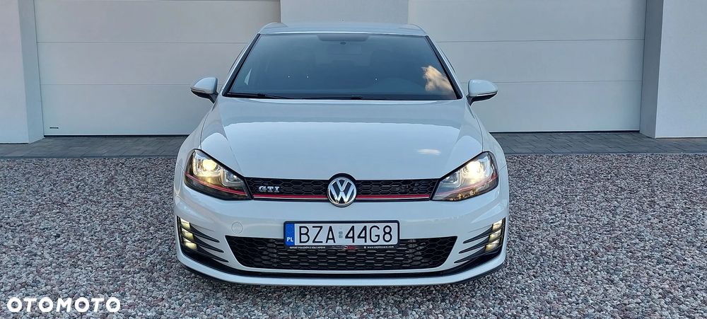 Volkswagen Golf 2.0 TSI BMT GTI DSG - 17