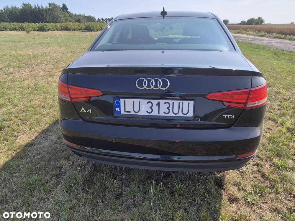 Audi A4 Avant - 10