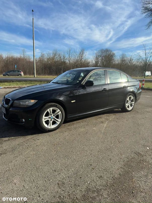 BMW Seria 3 318d - 2