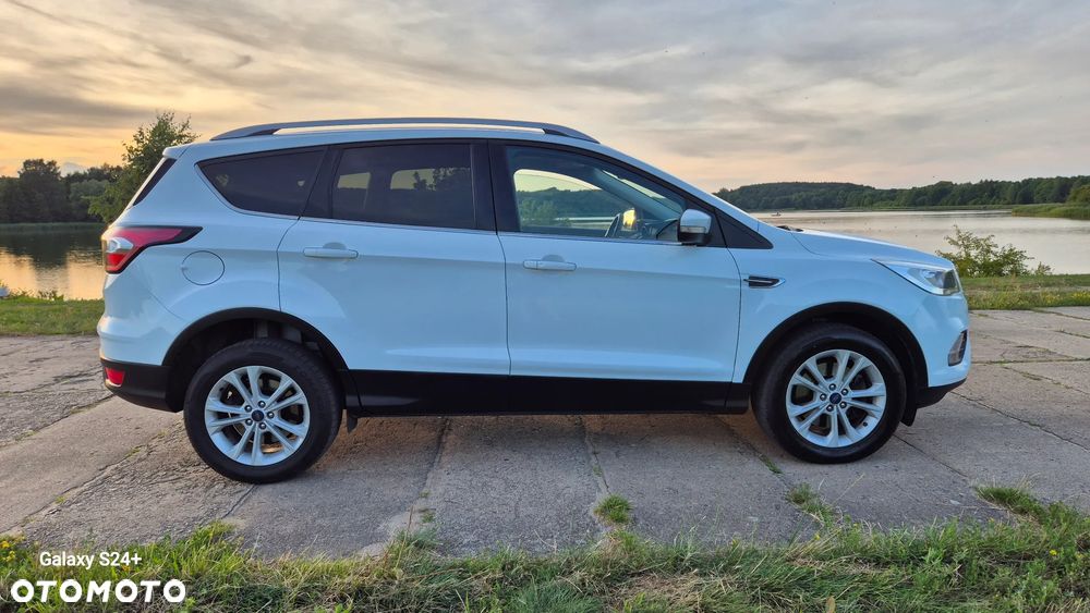 Ford Kuga - 9