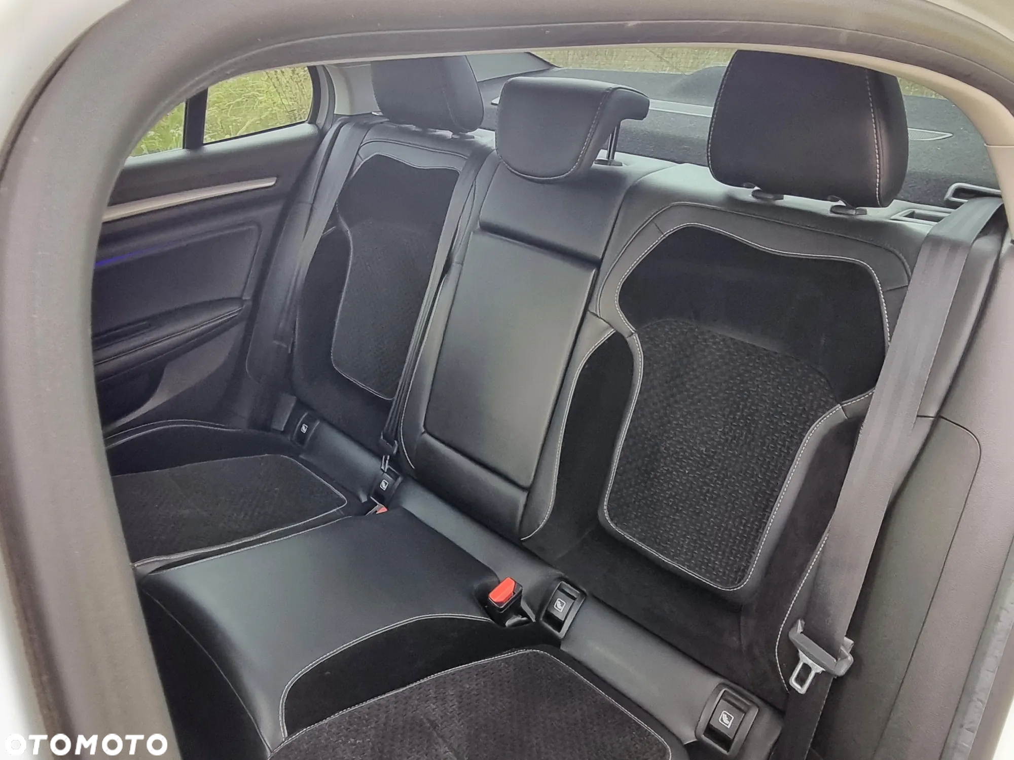 Renault Megane 1.6 SCe Intens - 31