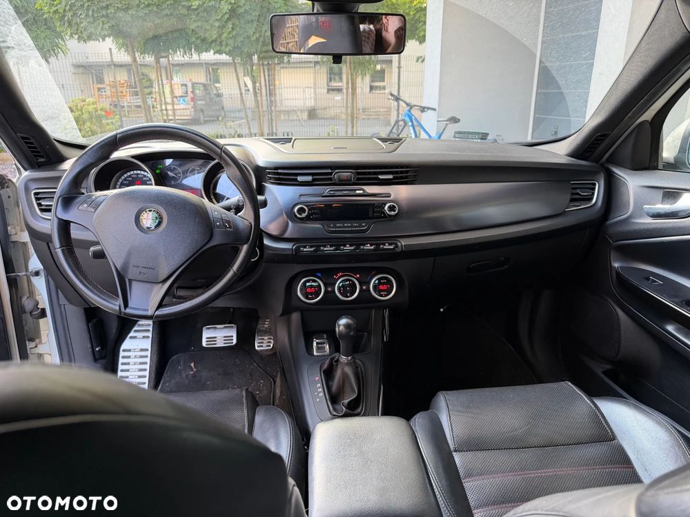 Alfa Romeo Giulietta 2.0 JTDM Distinctive TCT - 14