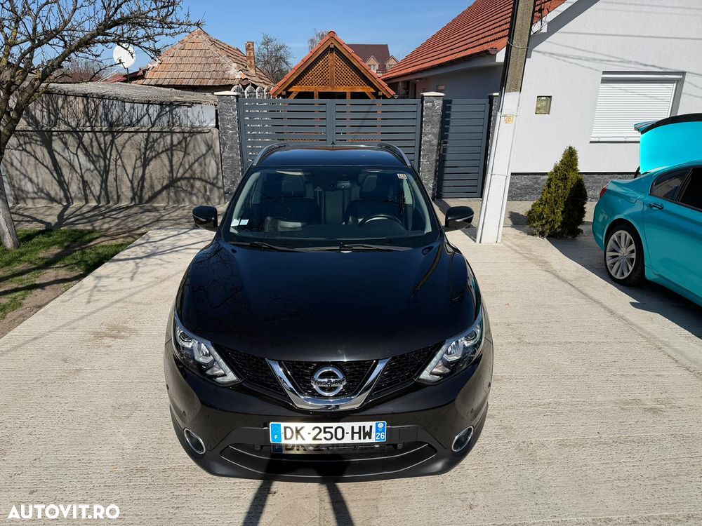 Nissan Qashqai 1.6 DCI Xtronic TEKNA - 3