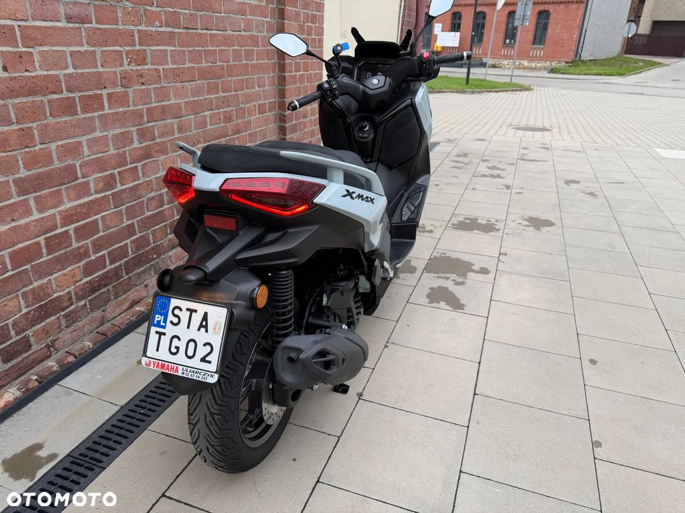Yamaha X-max - 18