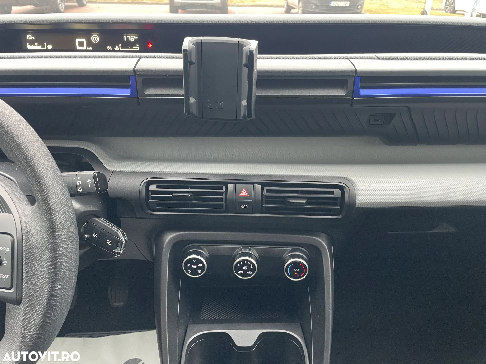 Citroën C3 1.2 PureTech 100 S&S BVM6 YOU! - 13