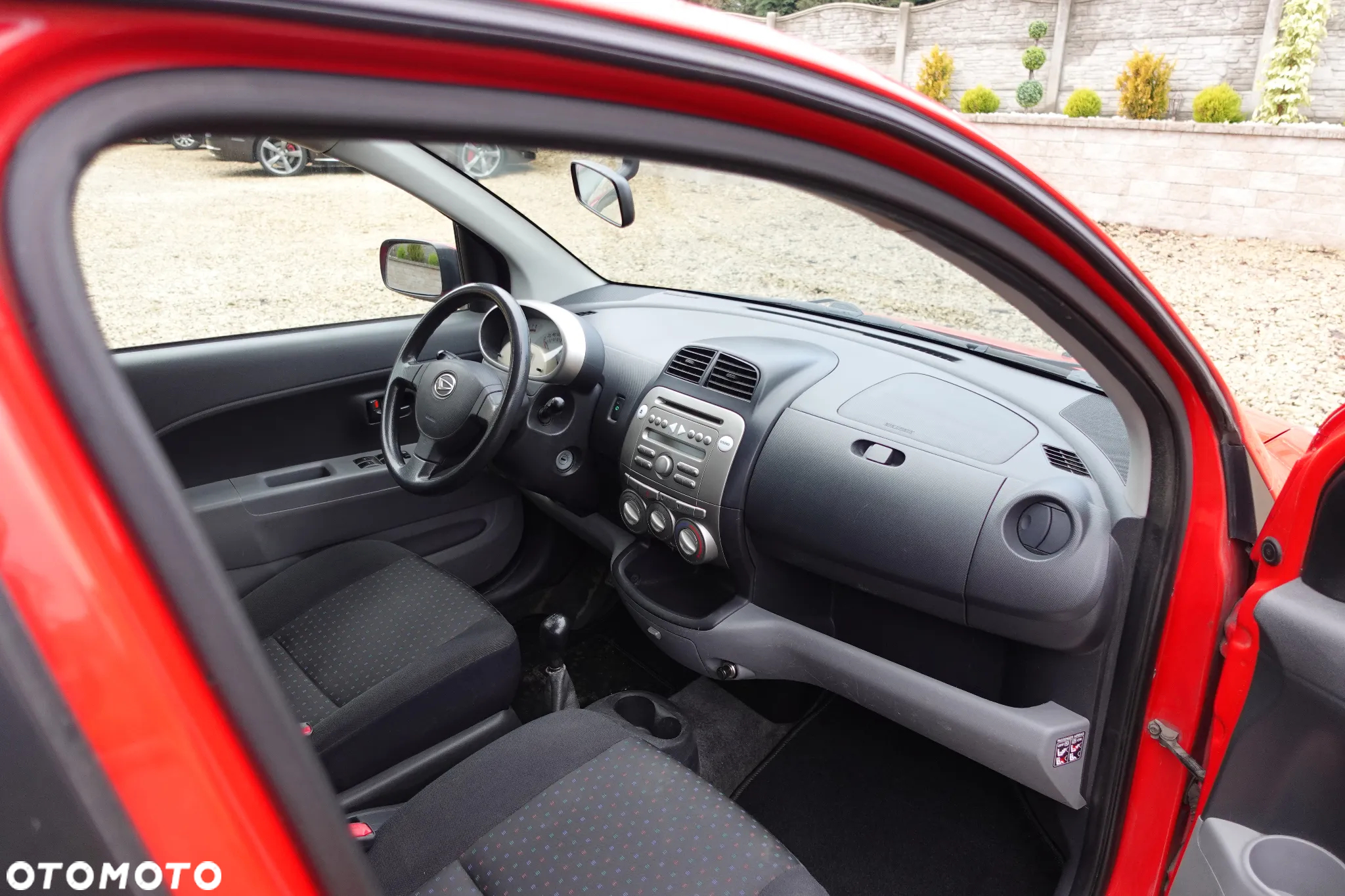 Daihatsu Sirion - 6