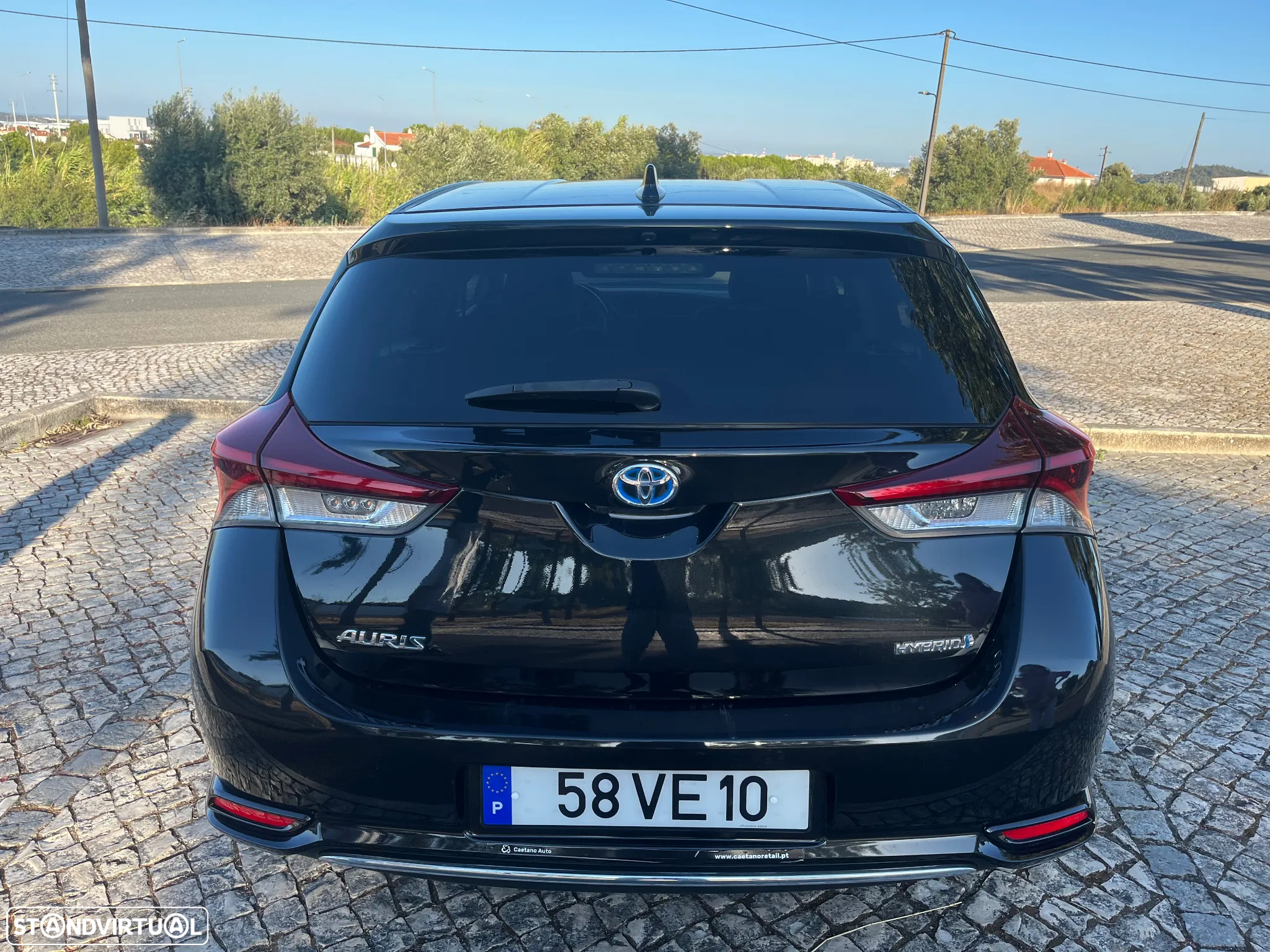 Toyota Auris 1.8 HSD Comfort +P.Techno+P.Sport - 13