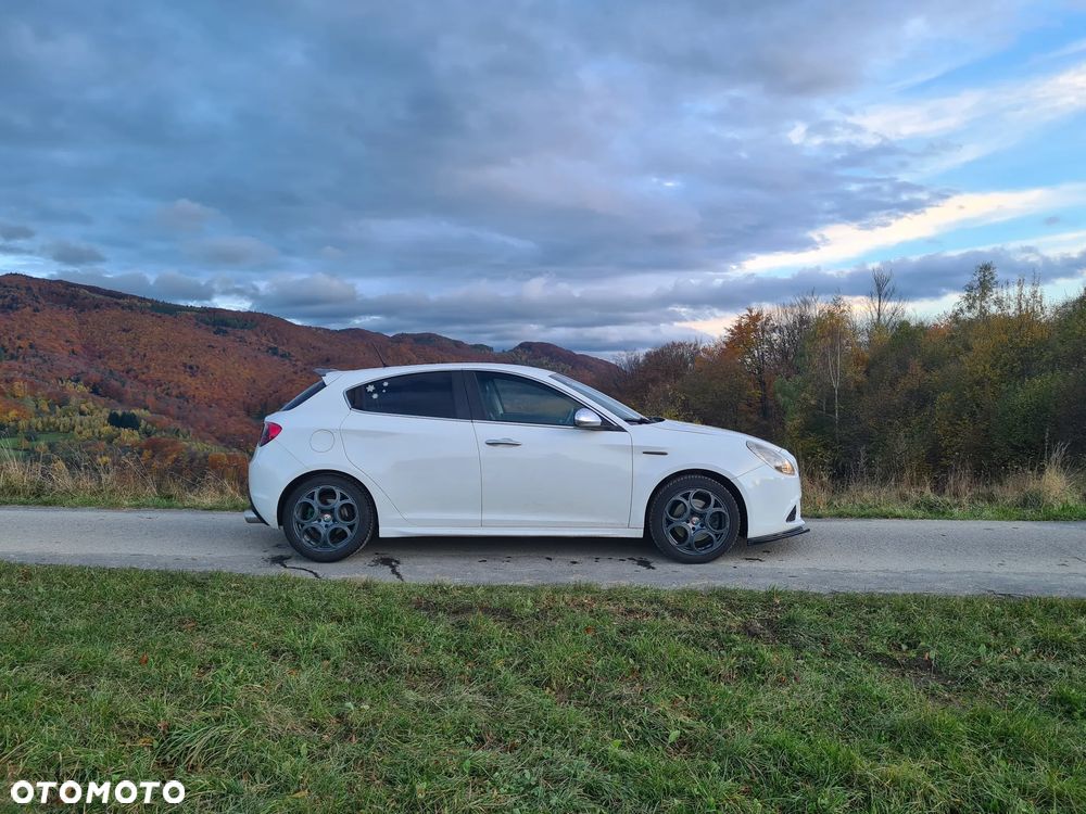Alfa Romeo Giulietta 1.4 TB MultiAir Distinctive - 4