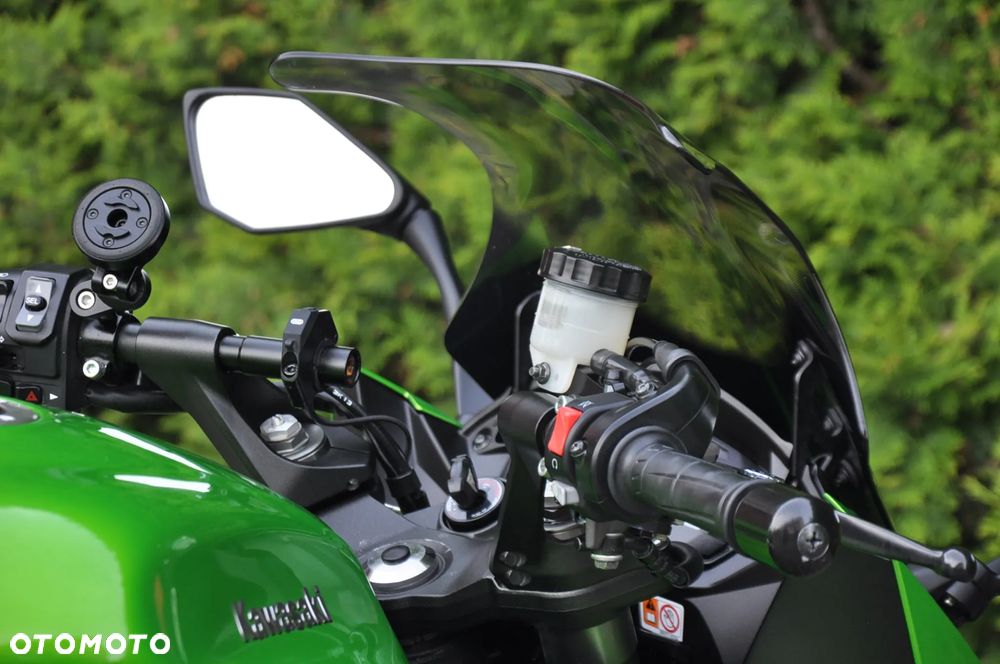 Kawasaki Ninja 1000 SX - 29