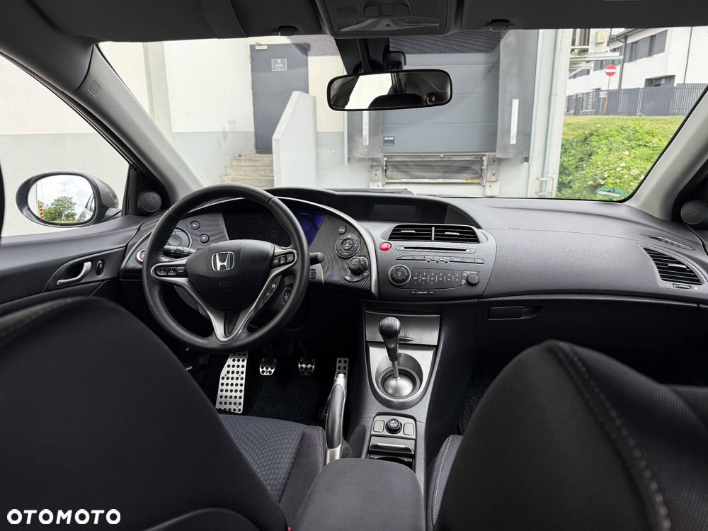 Honda Civic 1.8 Sport - 13