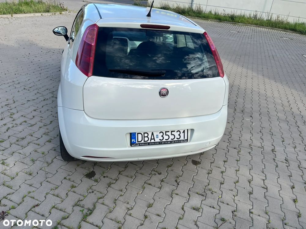 Fiat Grande Punto - 7