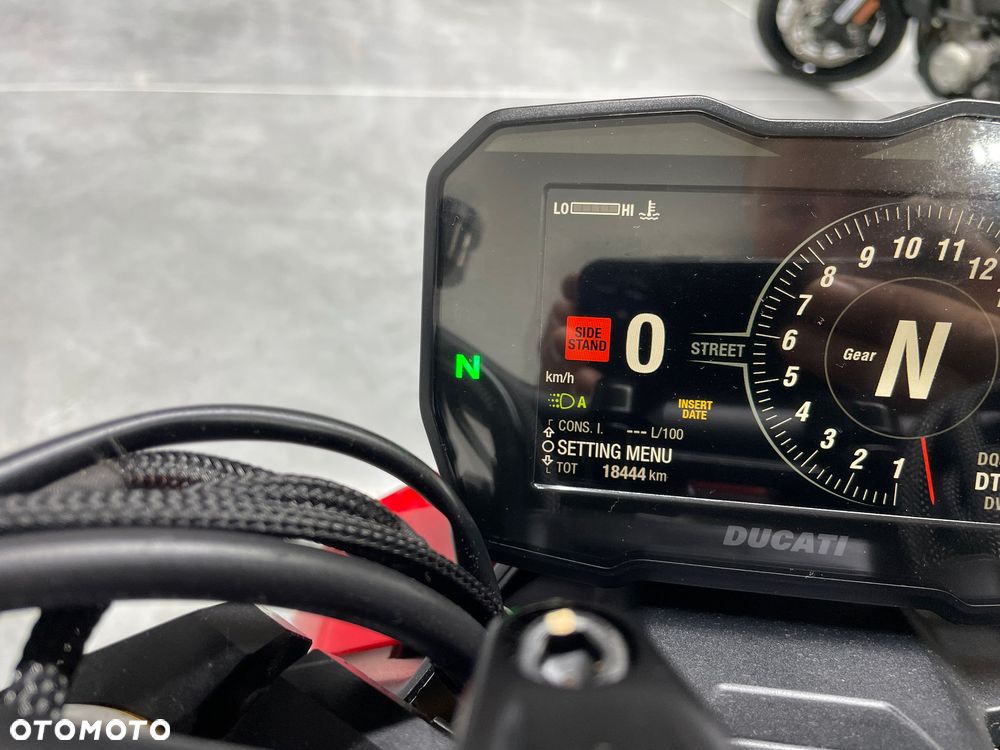 Ducati Streetfighter V4 - 15