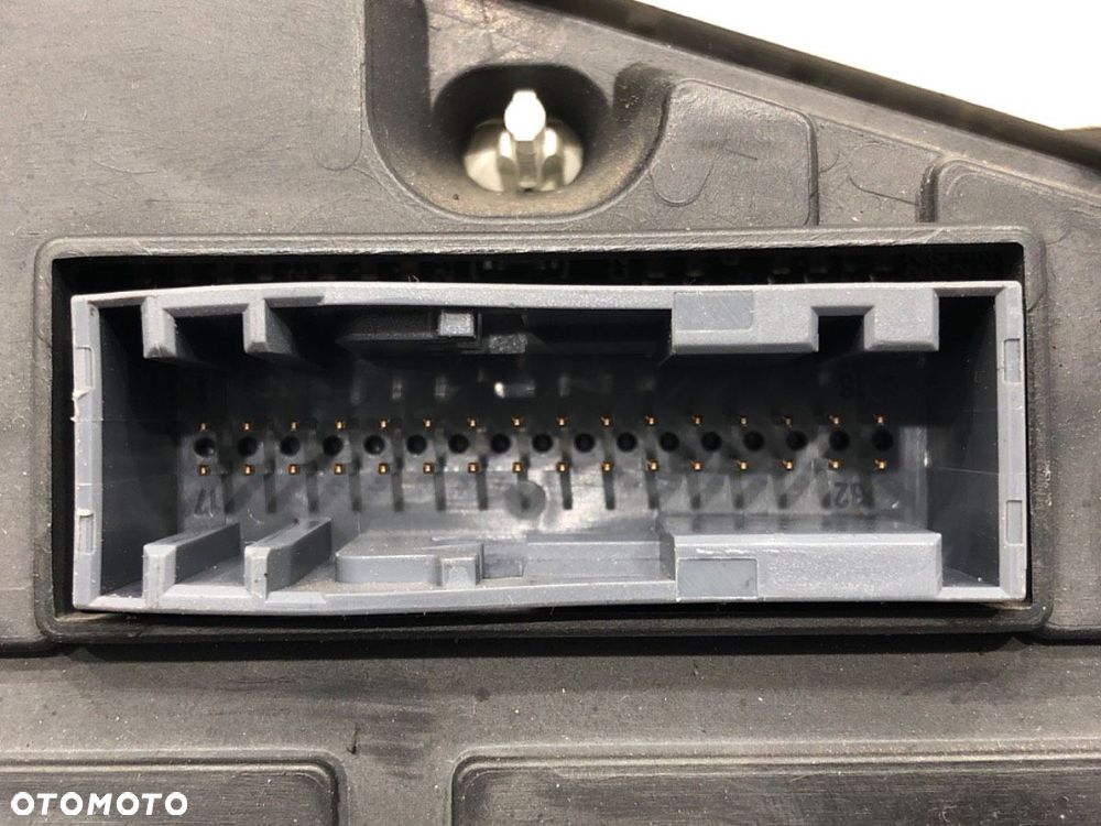 LICZNIK  FORD FOCUS II (DA_, HCP, DP) 2004 - 2013 1.6 74 kW [100 KM] benzyna 2004 - 2012 - 5