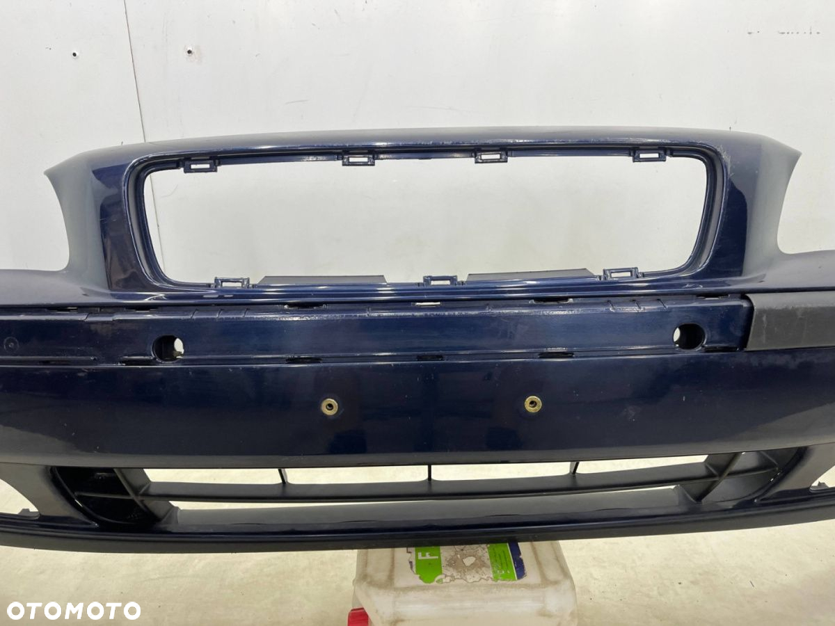 Zderzak przedni Volvo V70 II 2 00-05r. przód spryski 09484239 - 5