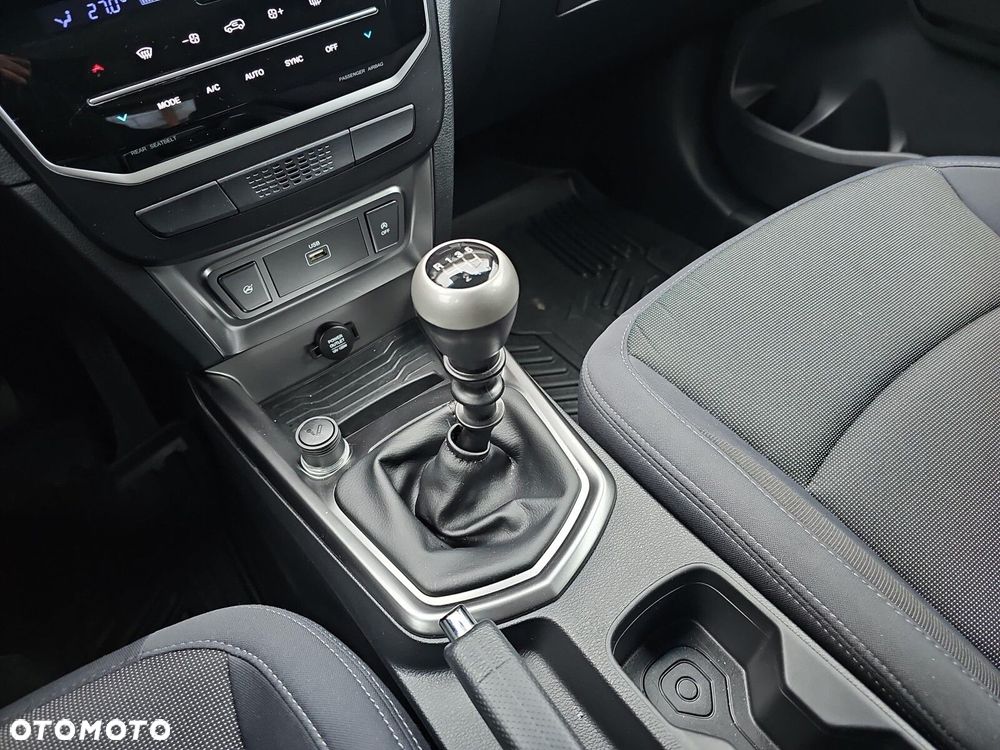 SsangYong/KGM Tivoli - 24