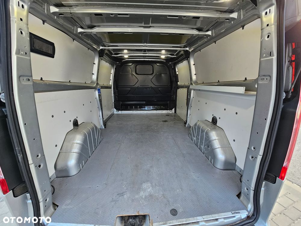 Ford TRANSIT CUSTOM - 15