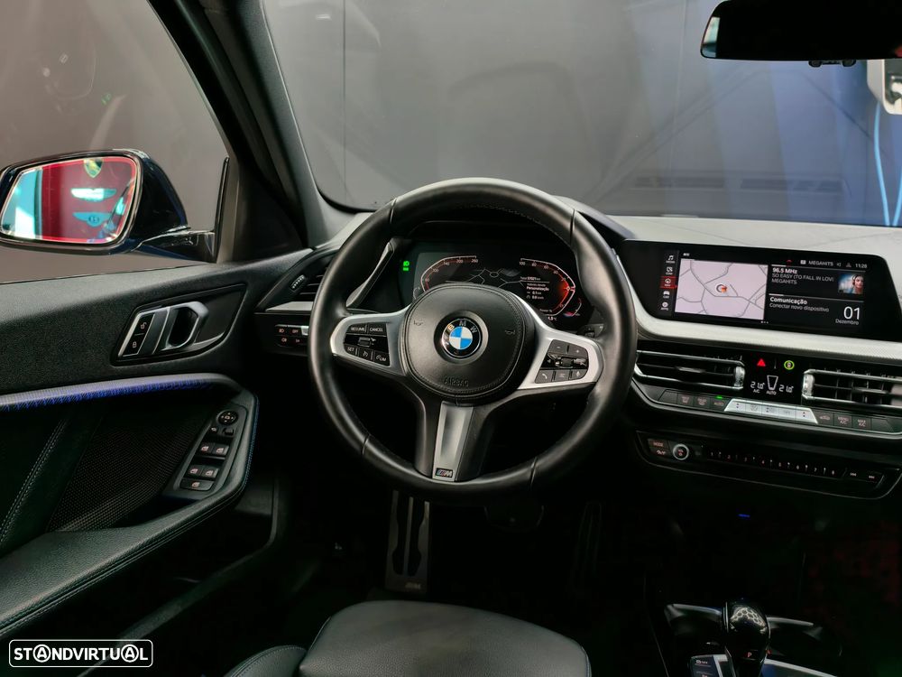 BMW 118 i Pack Desportivo M Auto - 45