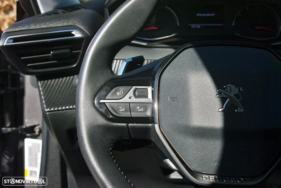 Peugeot 2008 1.2 PureTech Active Pack EAT8 - 26