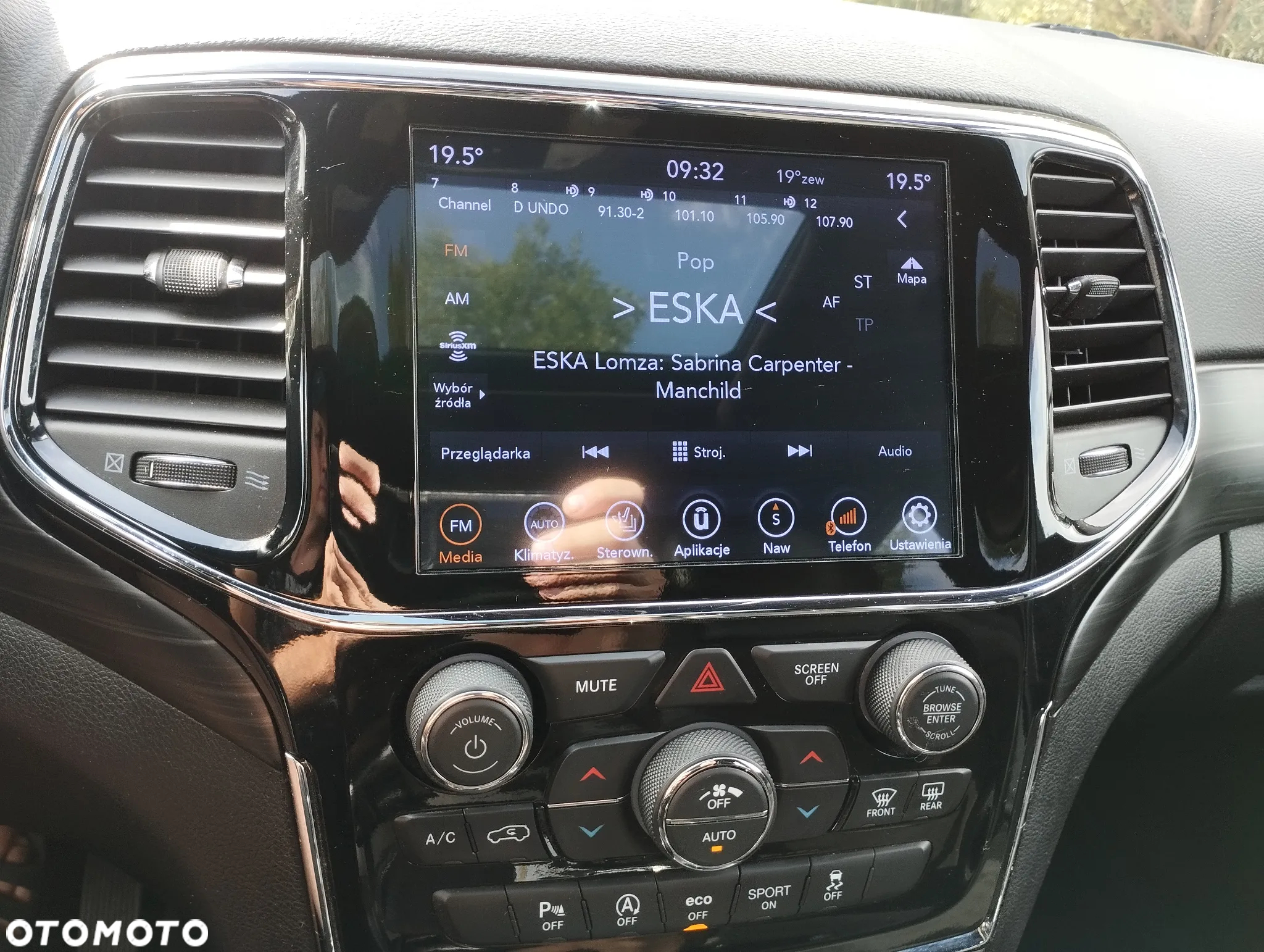 Jeep Grand Cherokee 3.6 V6 Laredo - 27