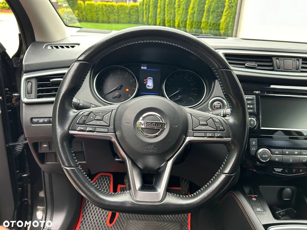 Nissan Qashqai 1.3 DIG-T N-Connecta - 27
