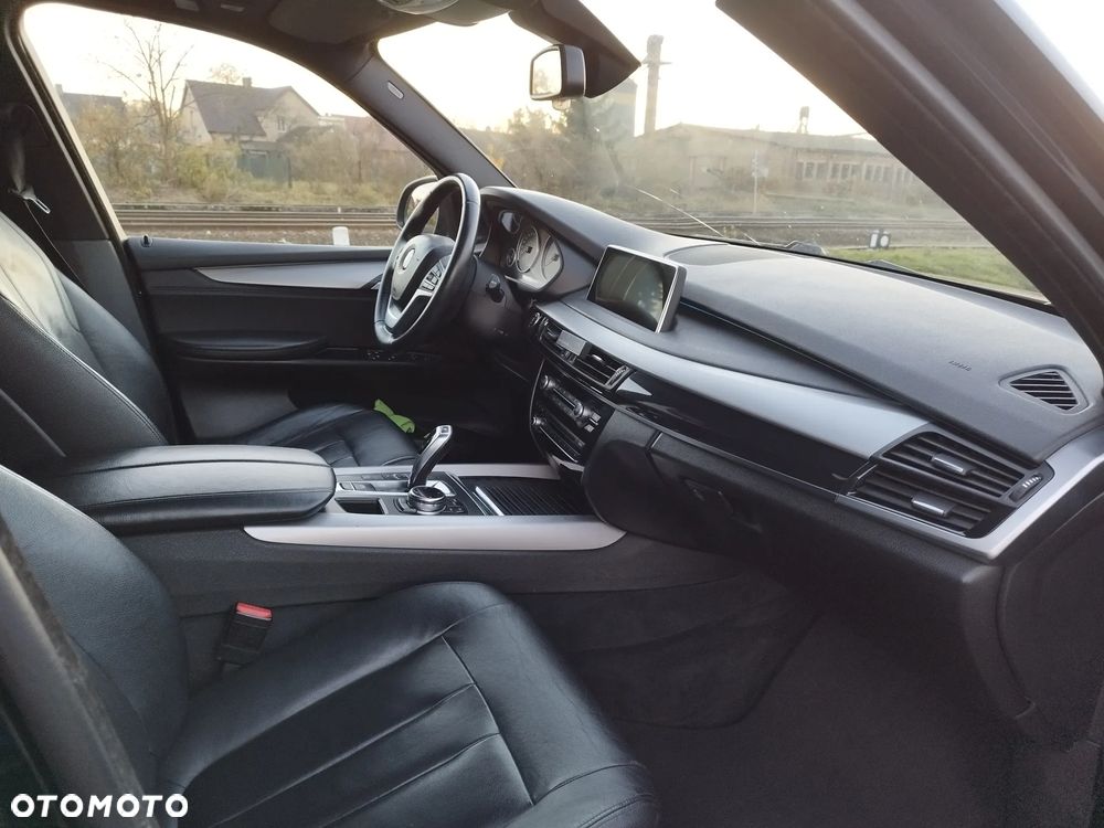 BMW X5 xDrive25d - 13