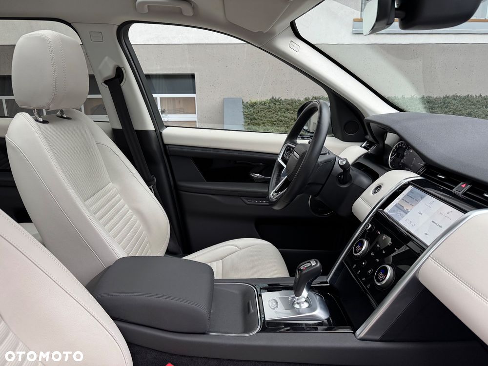 Land Rover Discovery Sport - 15