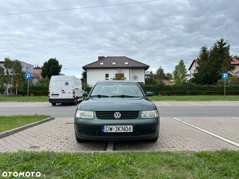 Volkswagen Passat - 3