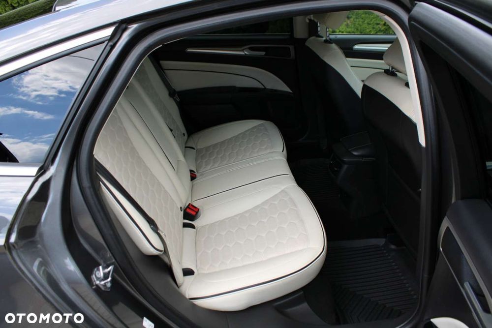 Ford Mondeo Vignale 2.0 TDCi Bi-Turbo PowerShift - 9