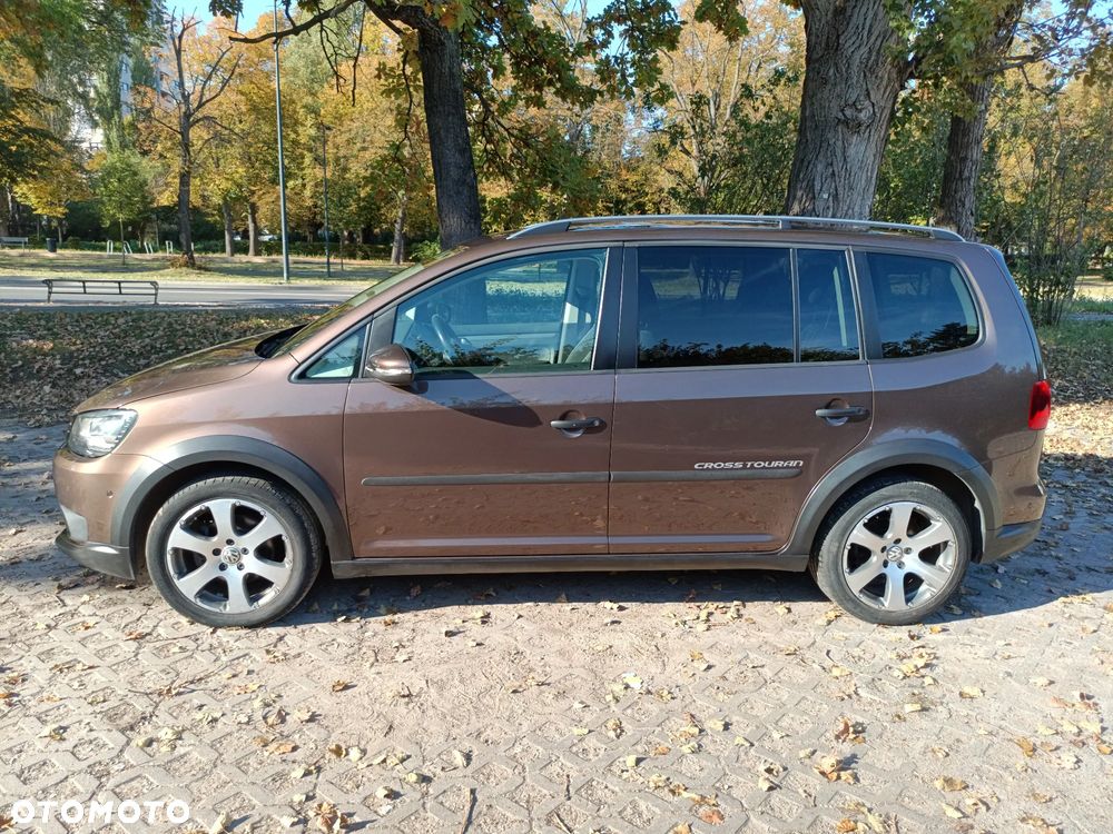 Volkswagen Touran - 6