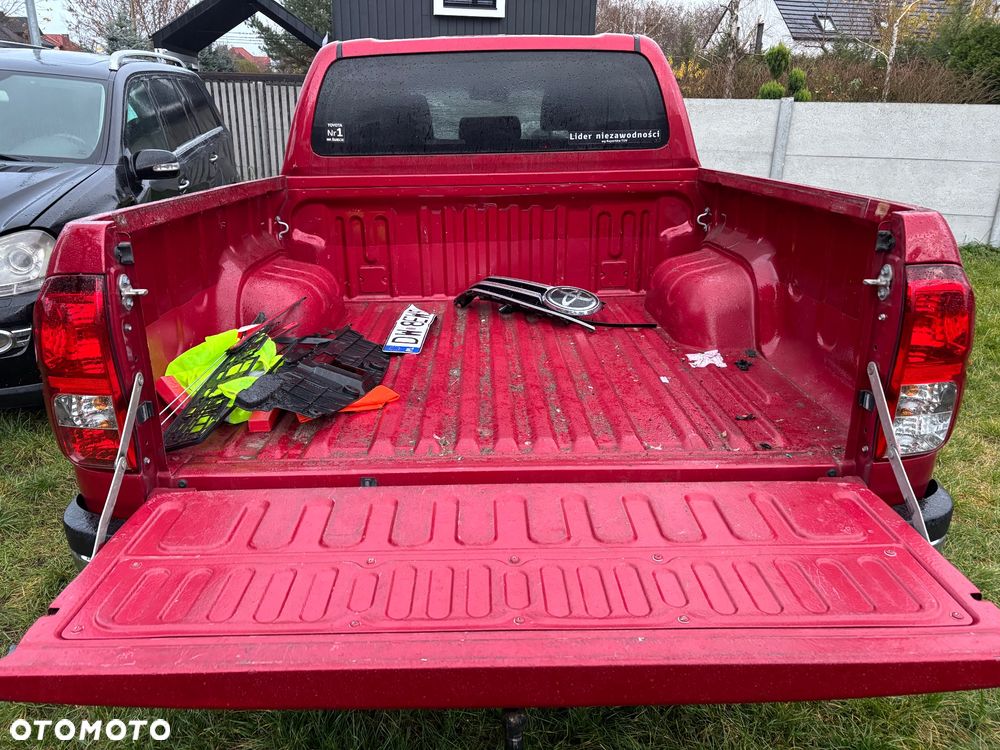 Toyota Hilux - 6