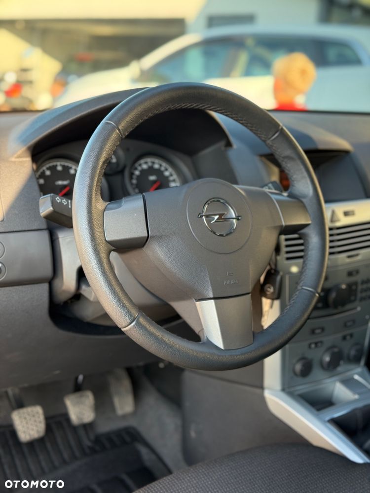 Opel Astra 1.4 Enjoy - 27