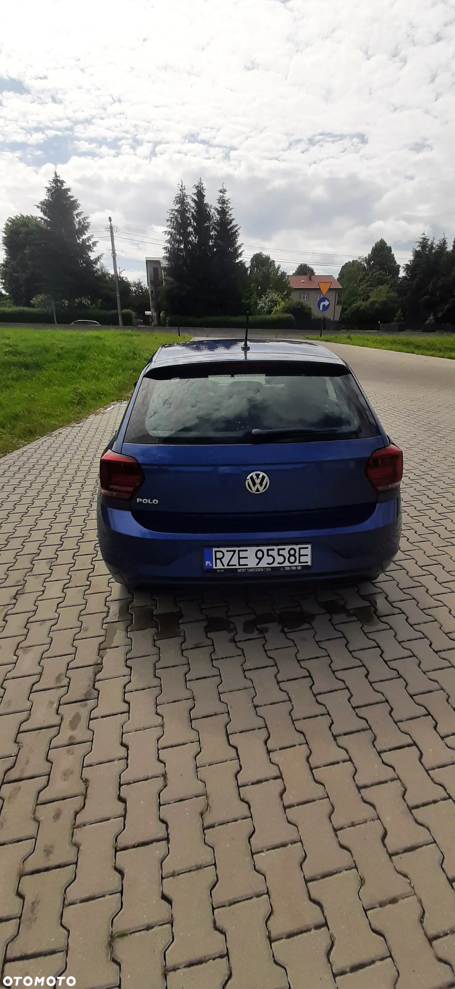 Volkswagen Polo 1.0 TSI Comfortline - 3