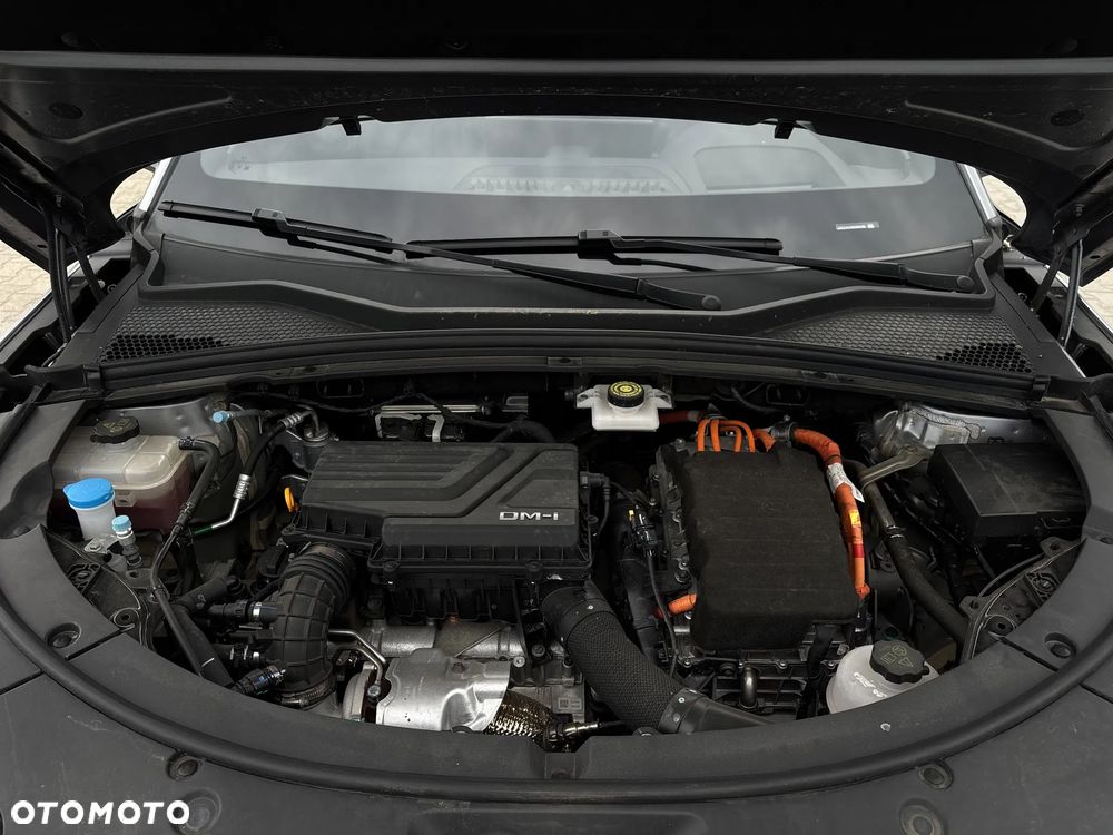 BYD Seal U 1.5T Design AWD - 12