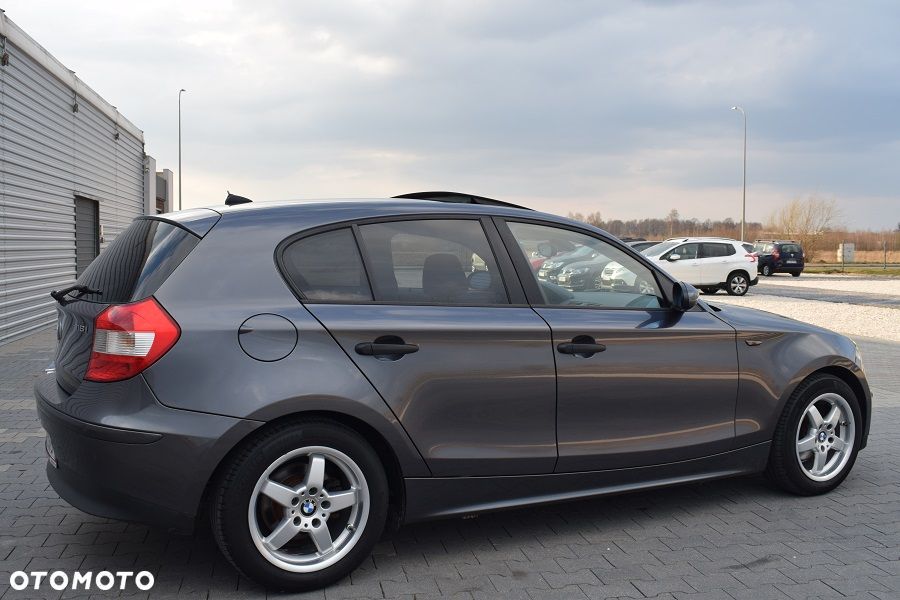 BMW Seria 1 116i - 21