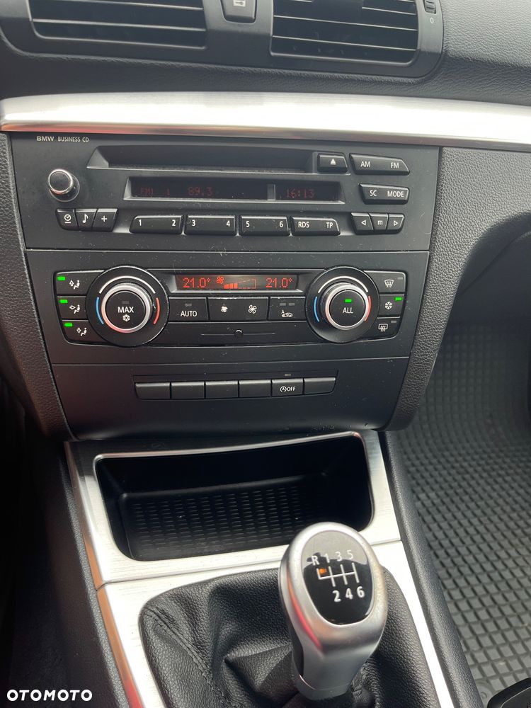 BMW Seria 1 118i - 15