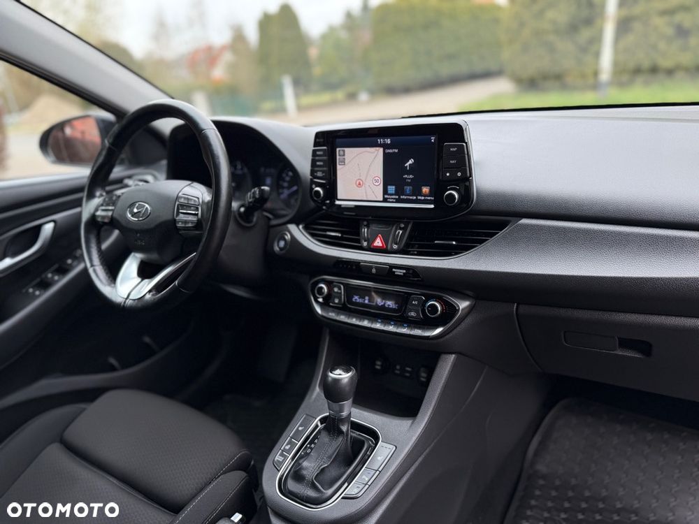 Hyundai i30 1.4 T-GDI DCT Premium - 32