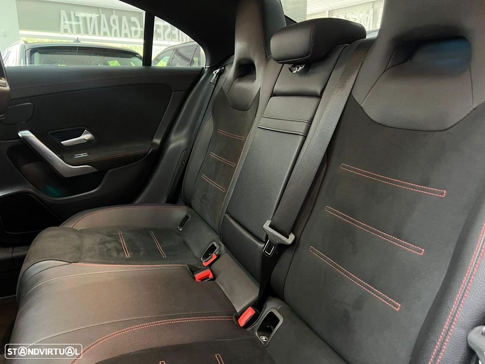 Mercedes-Benz A 180 Limousine d AMG Line Aut. - 47