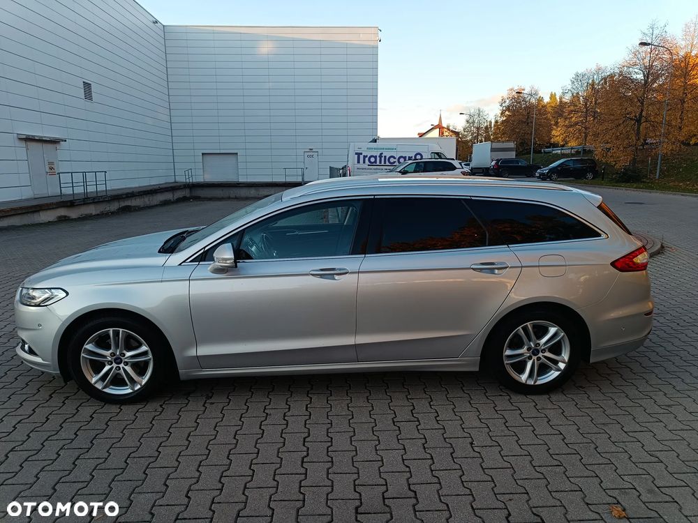 Ford Mondeo Turnier 2.0 TDCi Start-Stopp PowerShift-Aut Titanium - 4