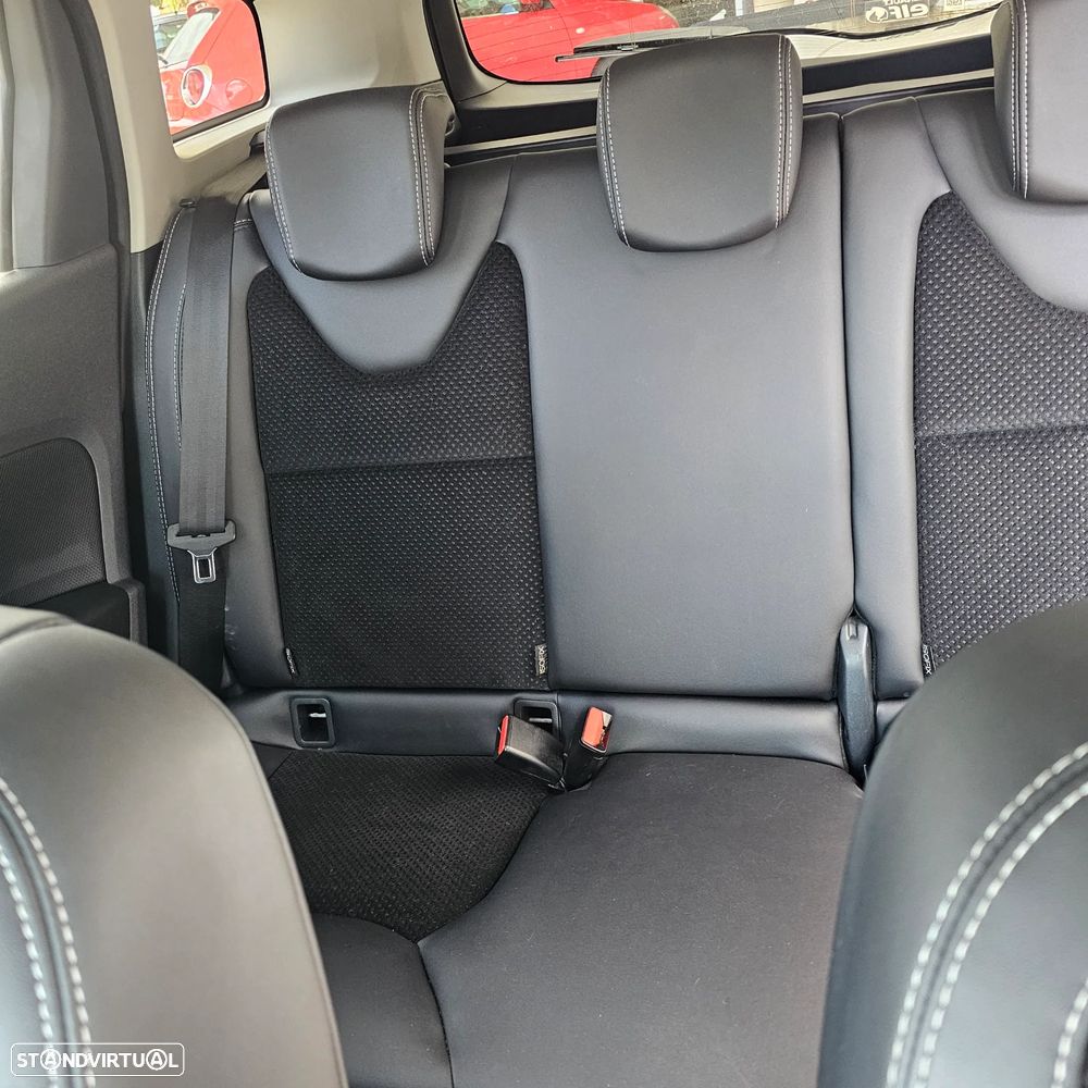 Renault Clio Break 1.2 TCE Dynamique S - 6