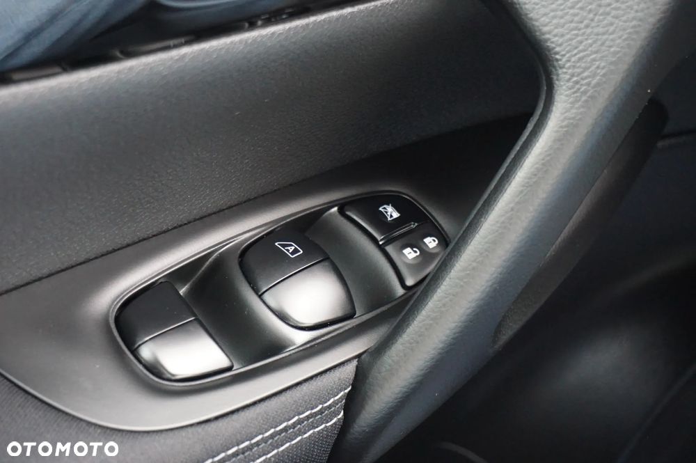 Nissan Qashqai 1.6 DIG-T 360 - 38