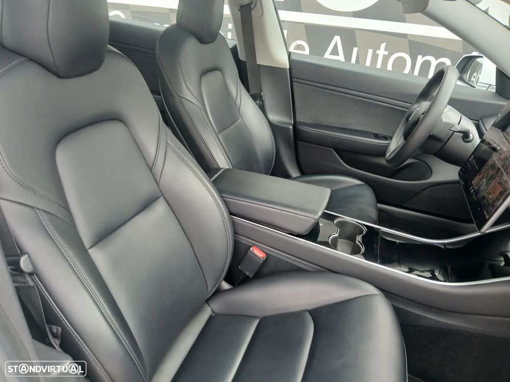 Tesla Model 3 - 19