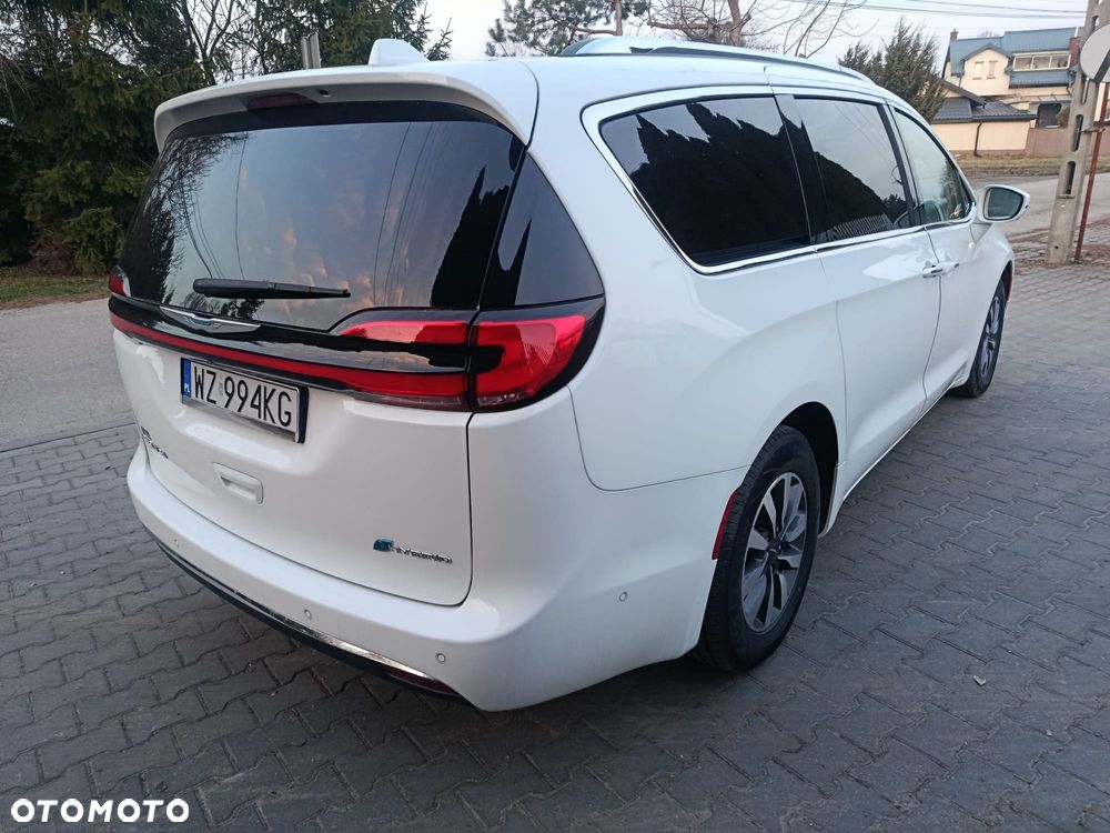 Chrysler Pacifica - 19