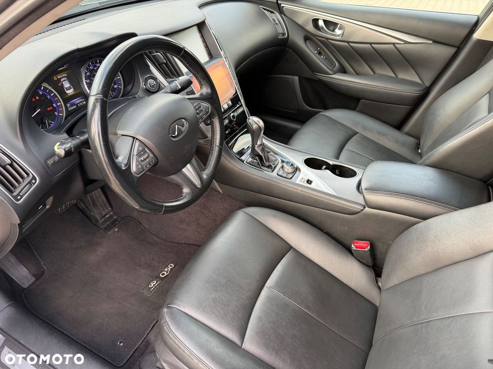 Infiniti Q50 - 23