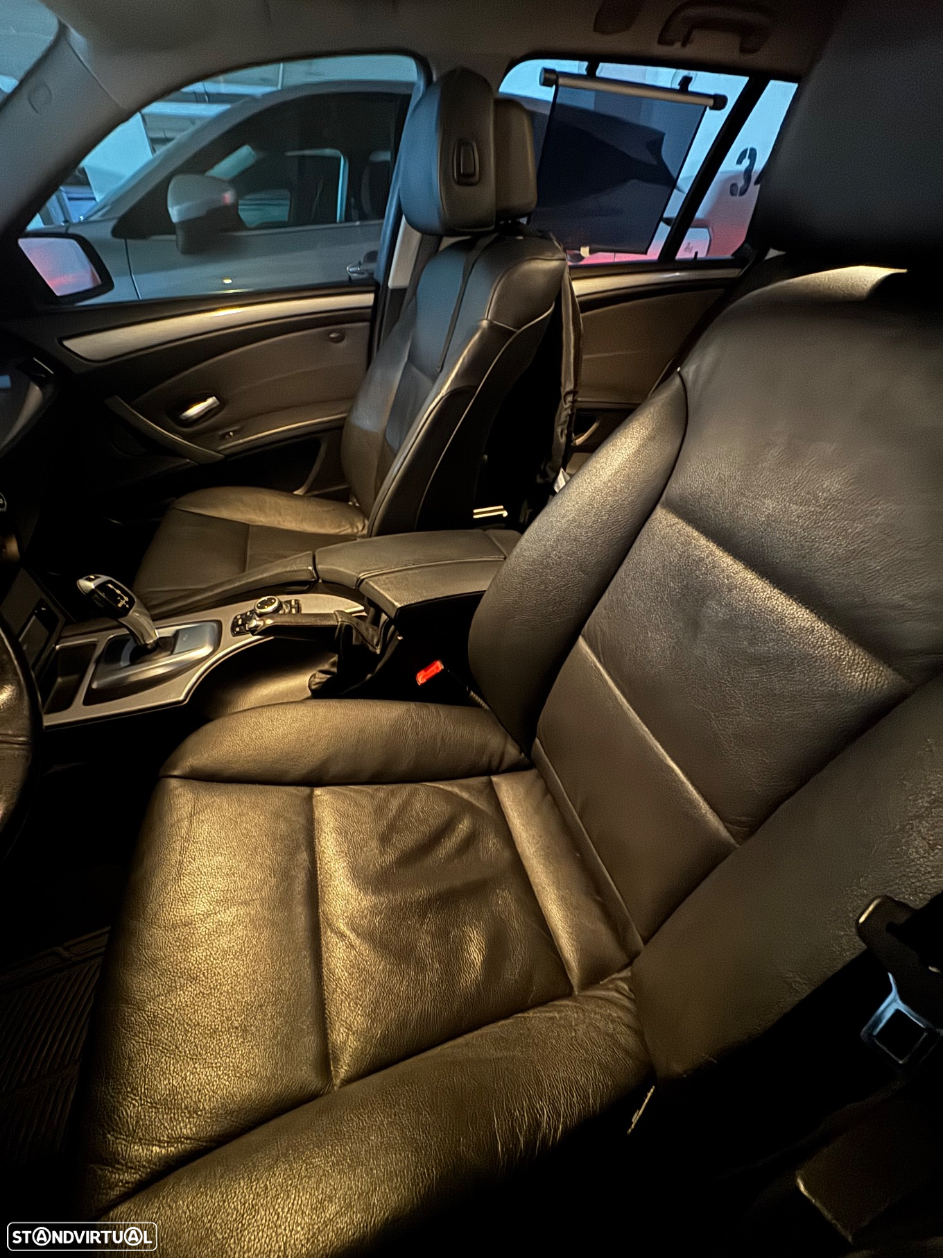 BMW 520 dA Touring Executive - 11